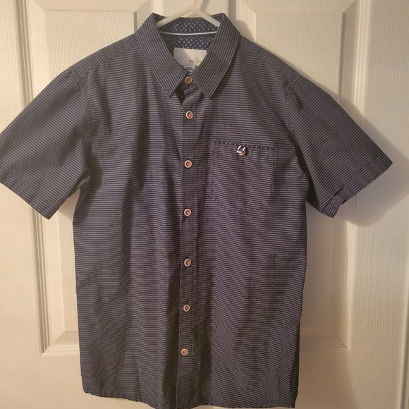 Boys button up t/shirt - Picture 3 of 4
